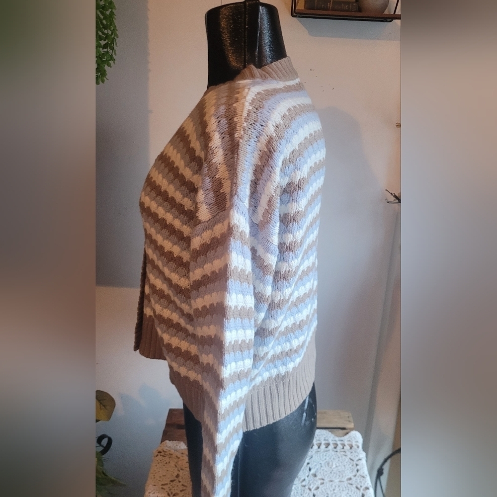Ardene Tan, Grey & Cream Cropped Knit Button Up Sweater XS - Picture 4 of 6